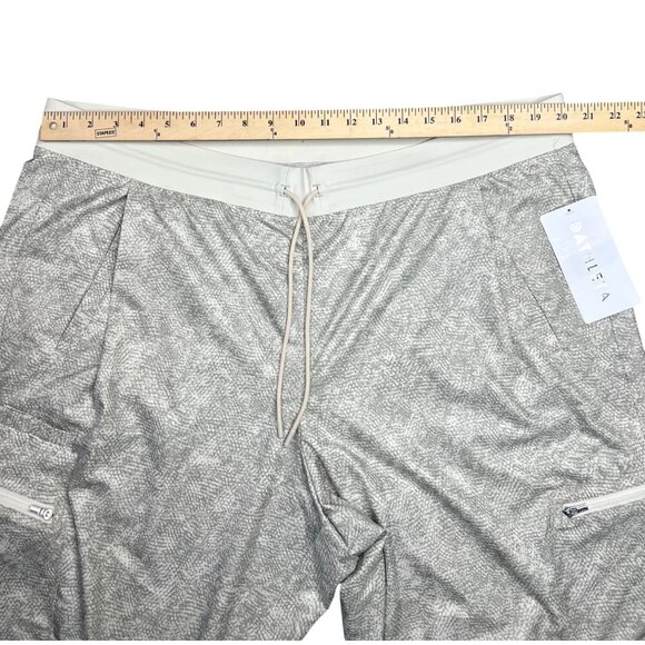 Athleta Venture Printed Jogger Pants Light Gray Stretch Size 20W - Picture 12 of 13